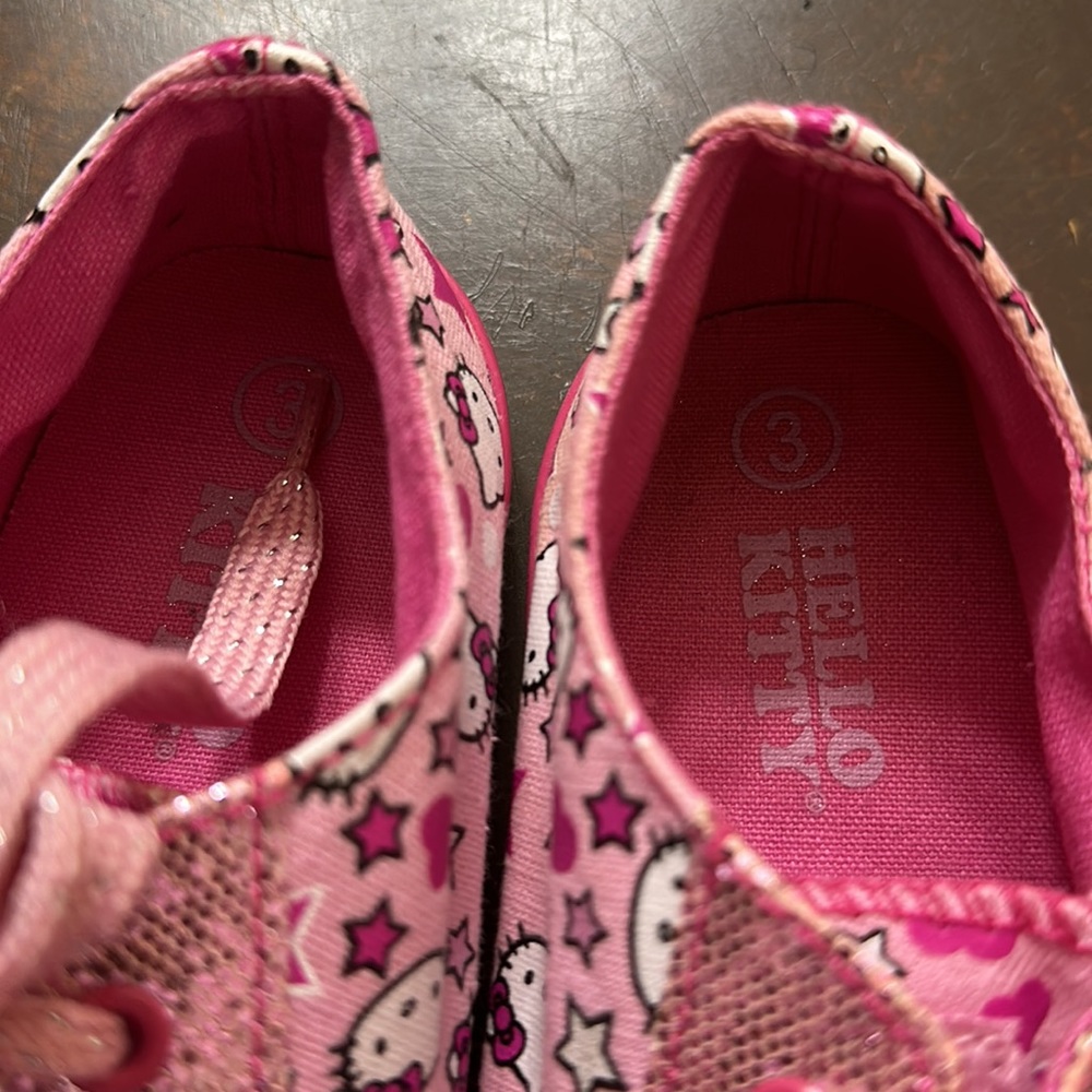 Hello Kitty Glitter Sneakers  Size 3 Youth Girls - Picture 6 of 11